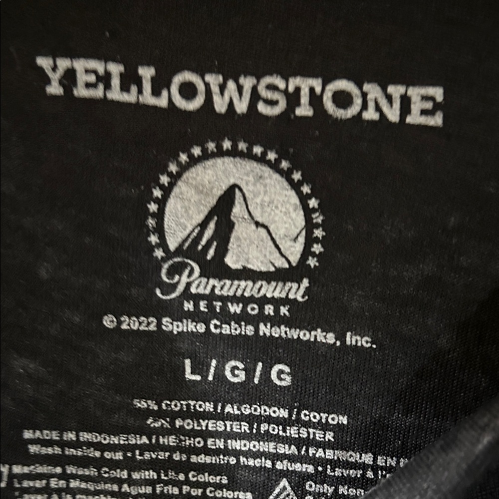 Yellowstone Dutton Ranch Graphic T-Shirt - Picture 2 of 2